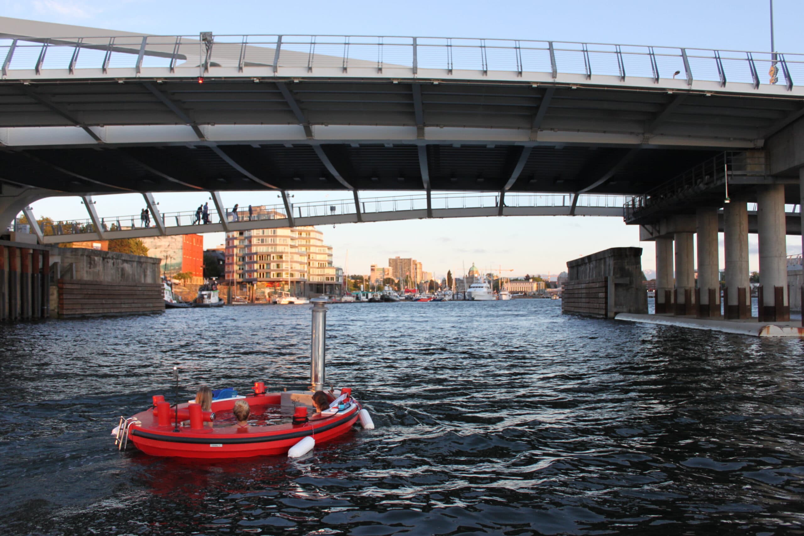 Hot Tub Boat