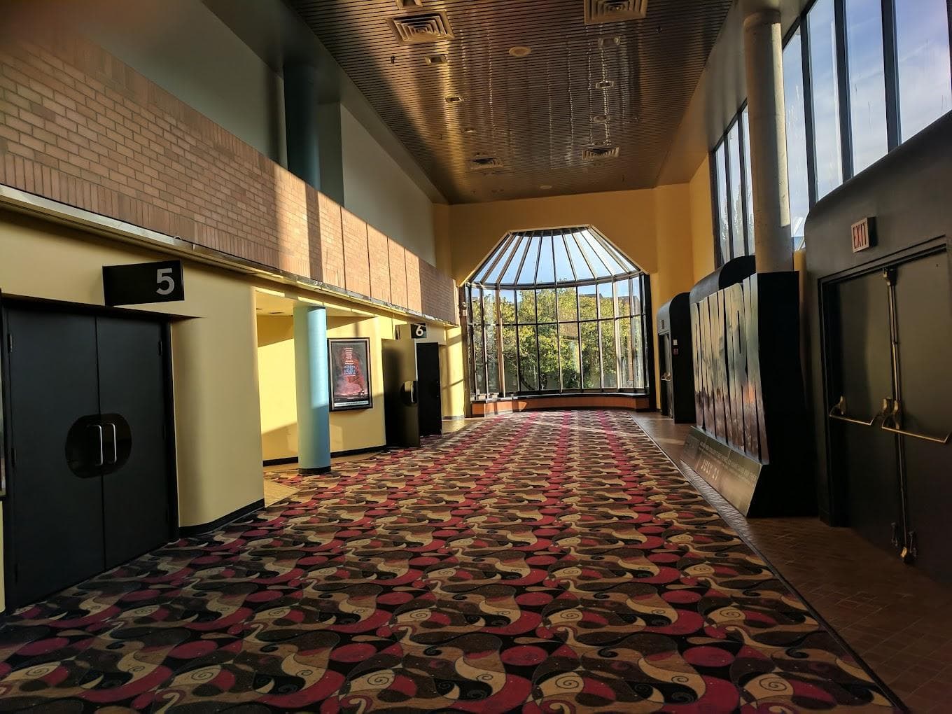 Capitol 6 Theatres