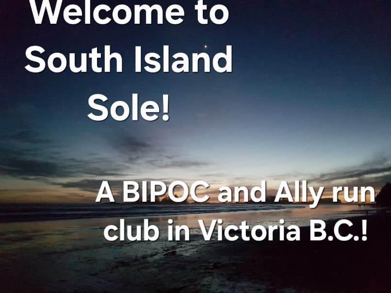 South Island Sole 5k at Cook St/Dallas road in front of Beacon Hill sign