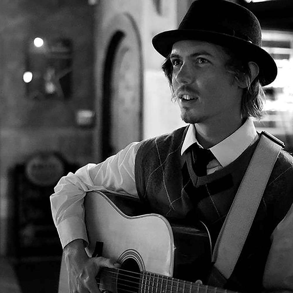 Stringband Tunesday At The Heatley — Live Music in Vancouver