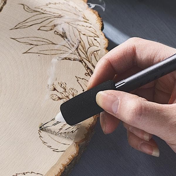 Lee Valley Tools Victoria Store - Pyrography Key Rack Workshop at Wale Road