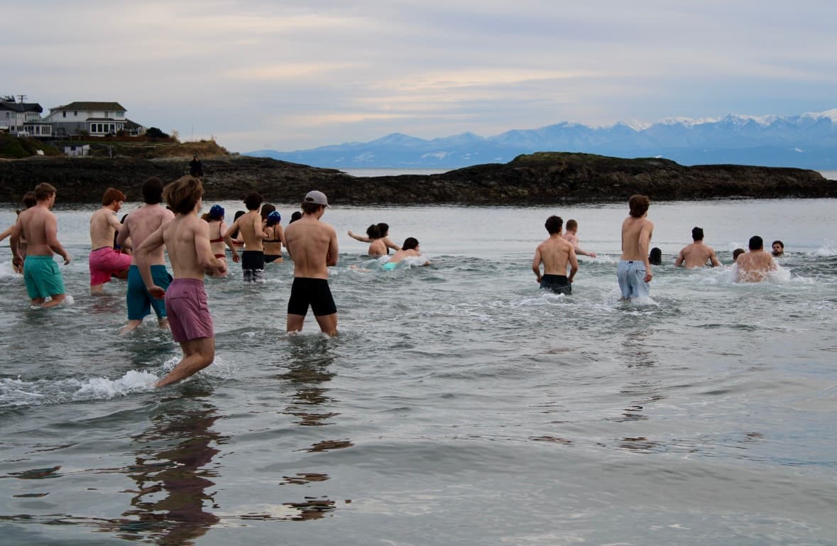 Run and Dip at Hollydene Beach