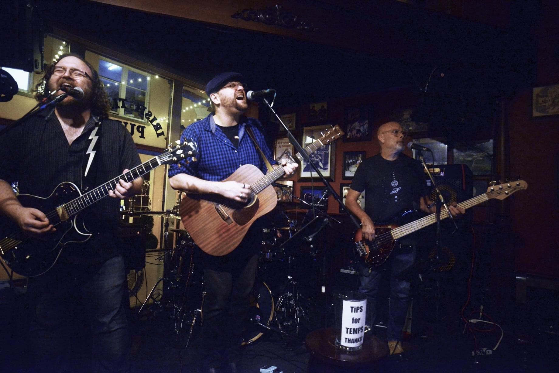 The Temps at The Irish Times Pub