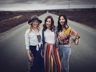 The Ennis Sisters at Mel Lehan Hall at St. James