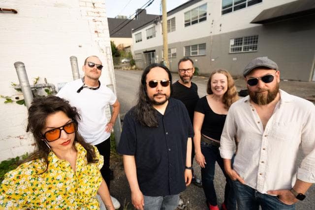 Early Show: The Slow Sippers at Guilt & Co