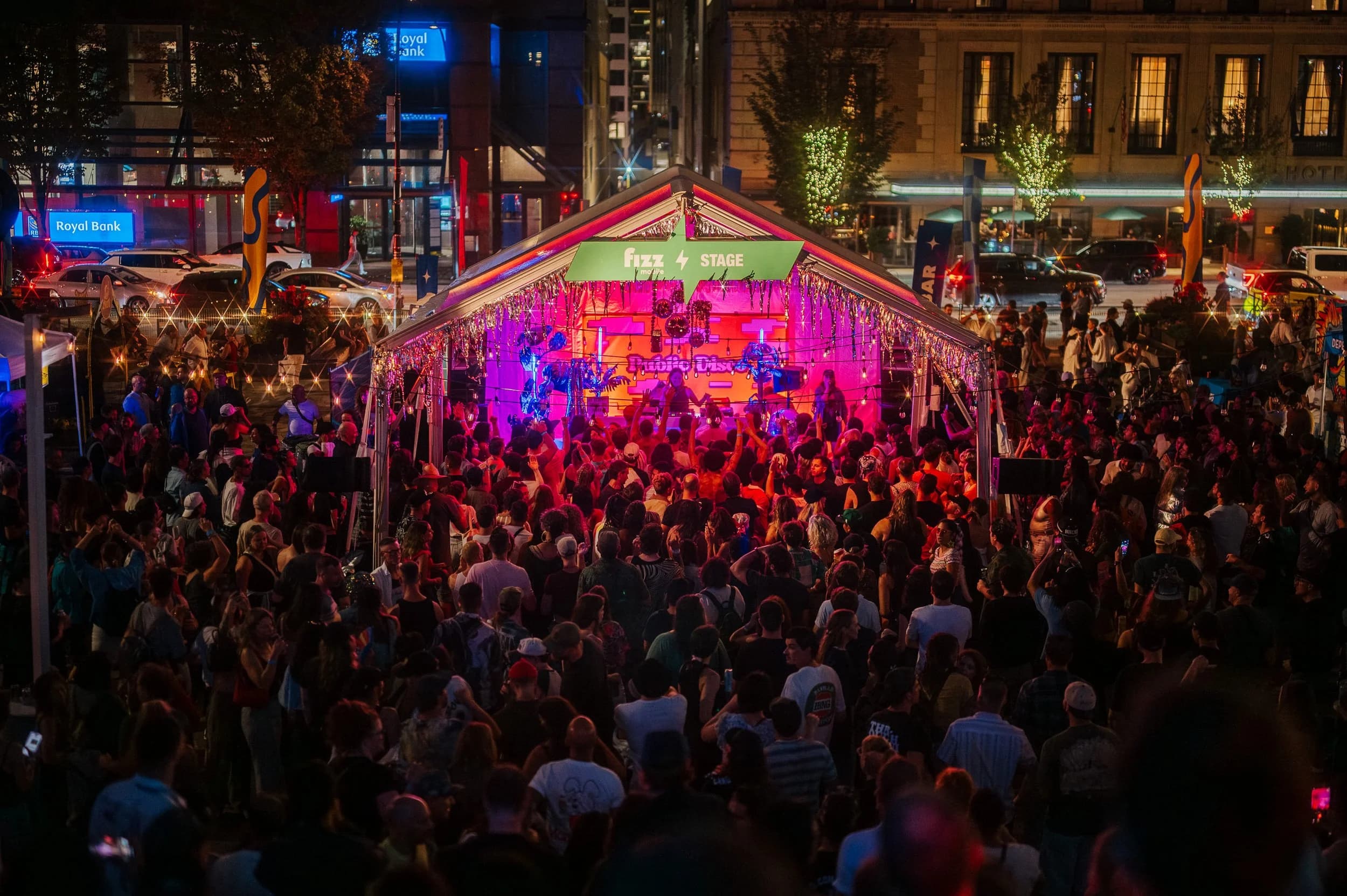 Public Disco: Downtown at ŠXʷ̓ƏNƏQ XWTL’E7ÉNḴ SQUARE
750 HORNBY STREET
