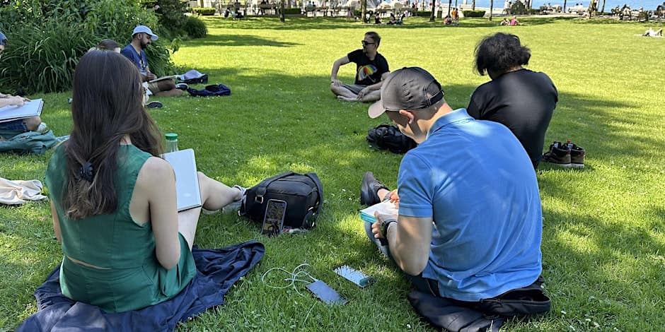 DRAWING PEOPLE Class - Beginner/Intermediate Figure Drawing Tutored Lesson! at VAncouver Central Library